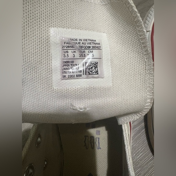 Converse Sneakers - Picture 4 of 4